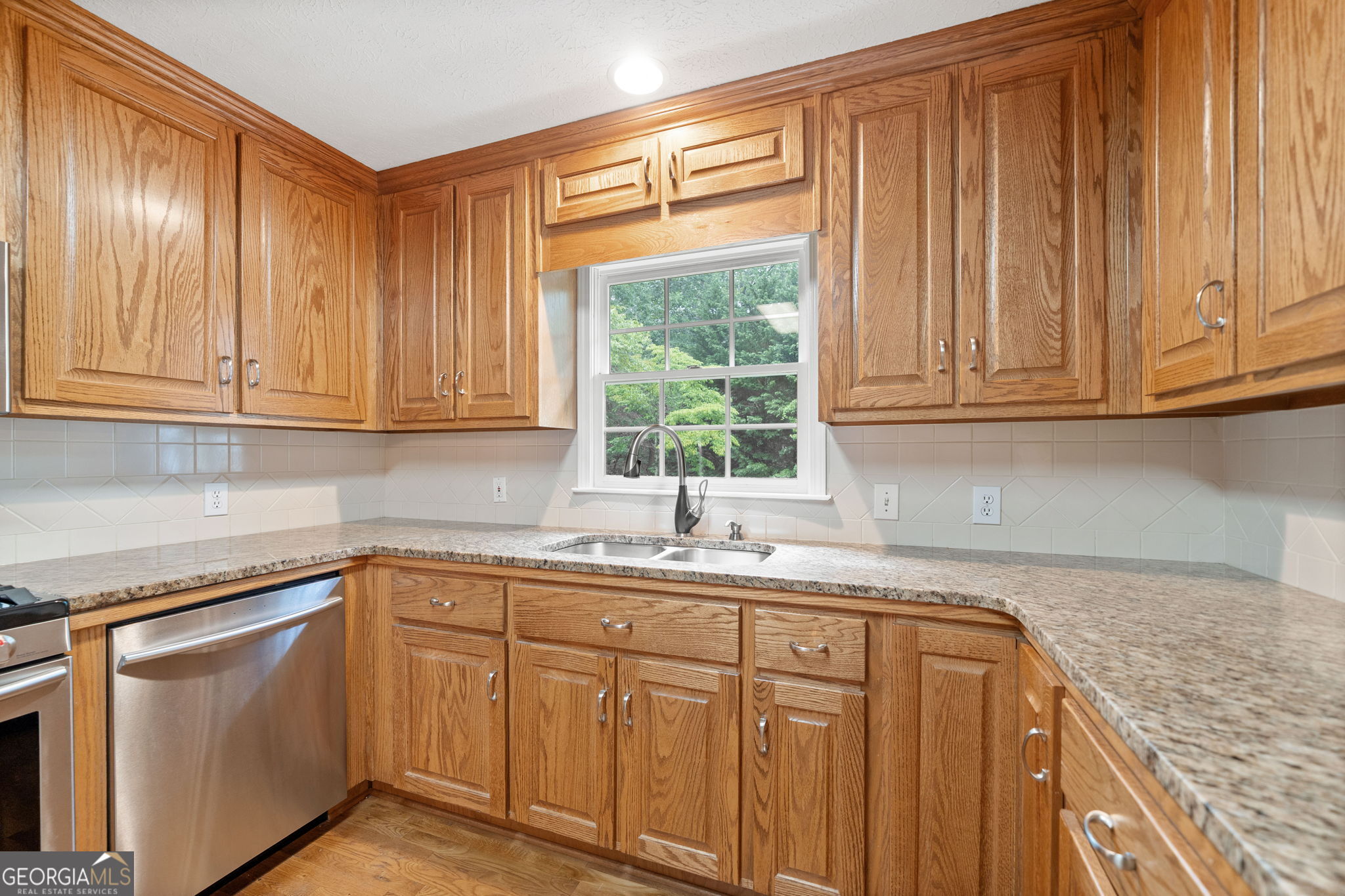 Canton, Georgia, 30114, United States, 4 Bedrooms Bedrooms, ,4 BathroomsBathrooms,Residential,For Sale,1860332