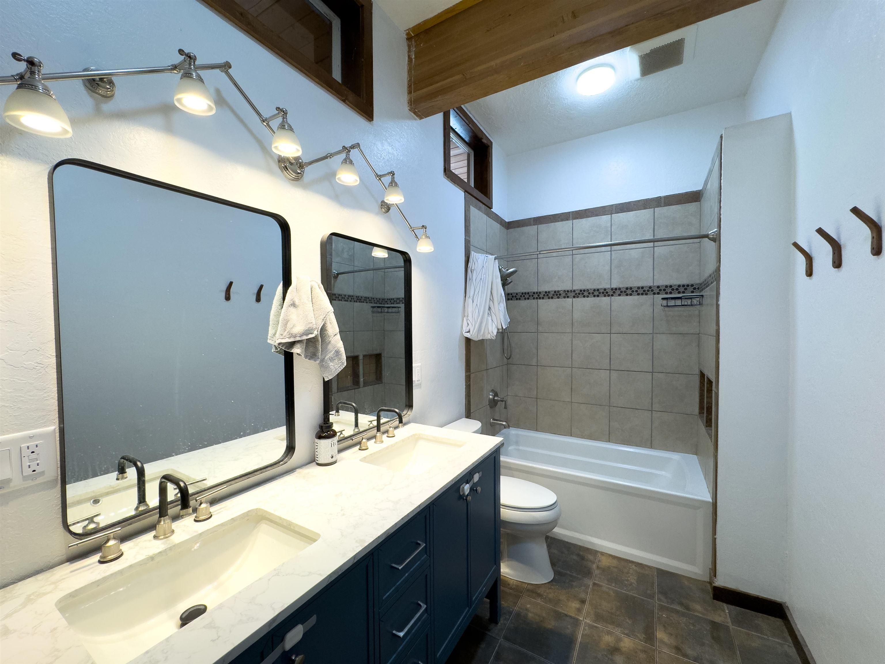 Angel Fire, New Mexico, 87710, United States, 3 Bedrooms Bedrooms, ,2 BathroomsBathrooms,Residential,For Sale,2000424