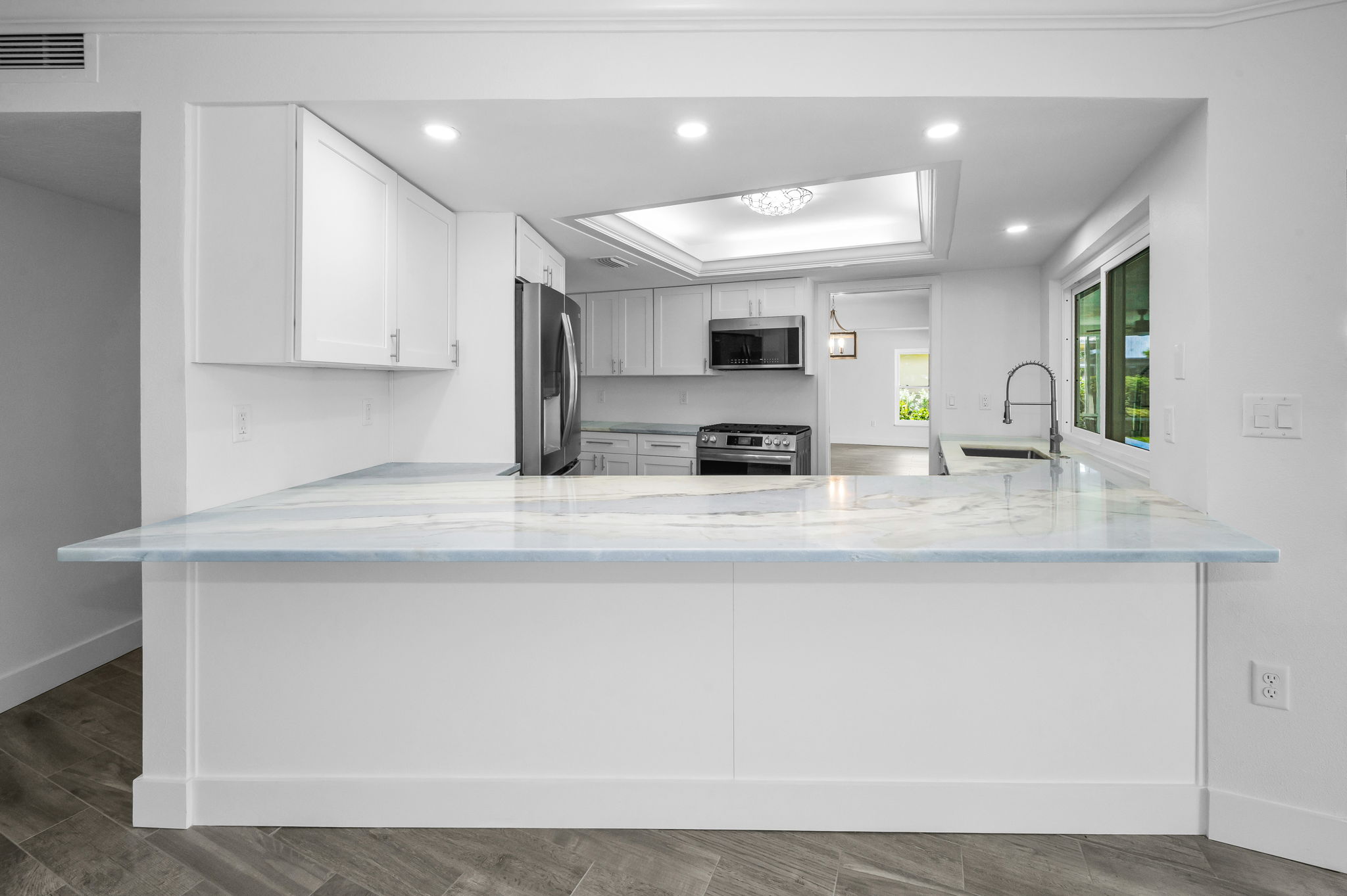 St Petersburg Beach, Florida, 33703, United States, 3 Bedrooms Bedrooms, ,2 BathroomsBathrooms,Residential,For Sale,1979522