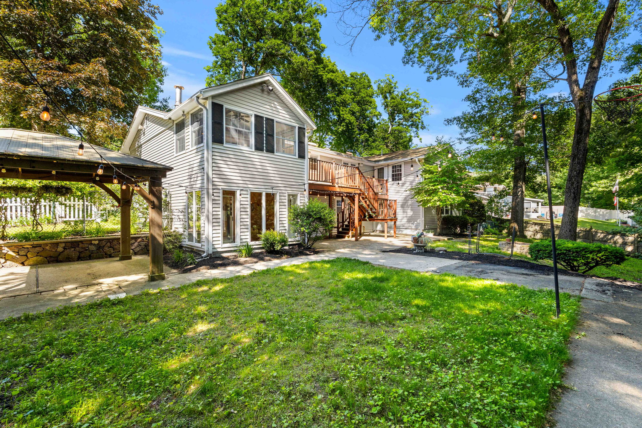  12 Catherine Dr, Peabody, MA, 01960 - 物件實景