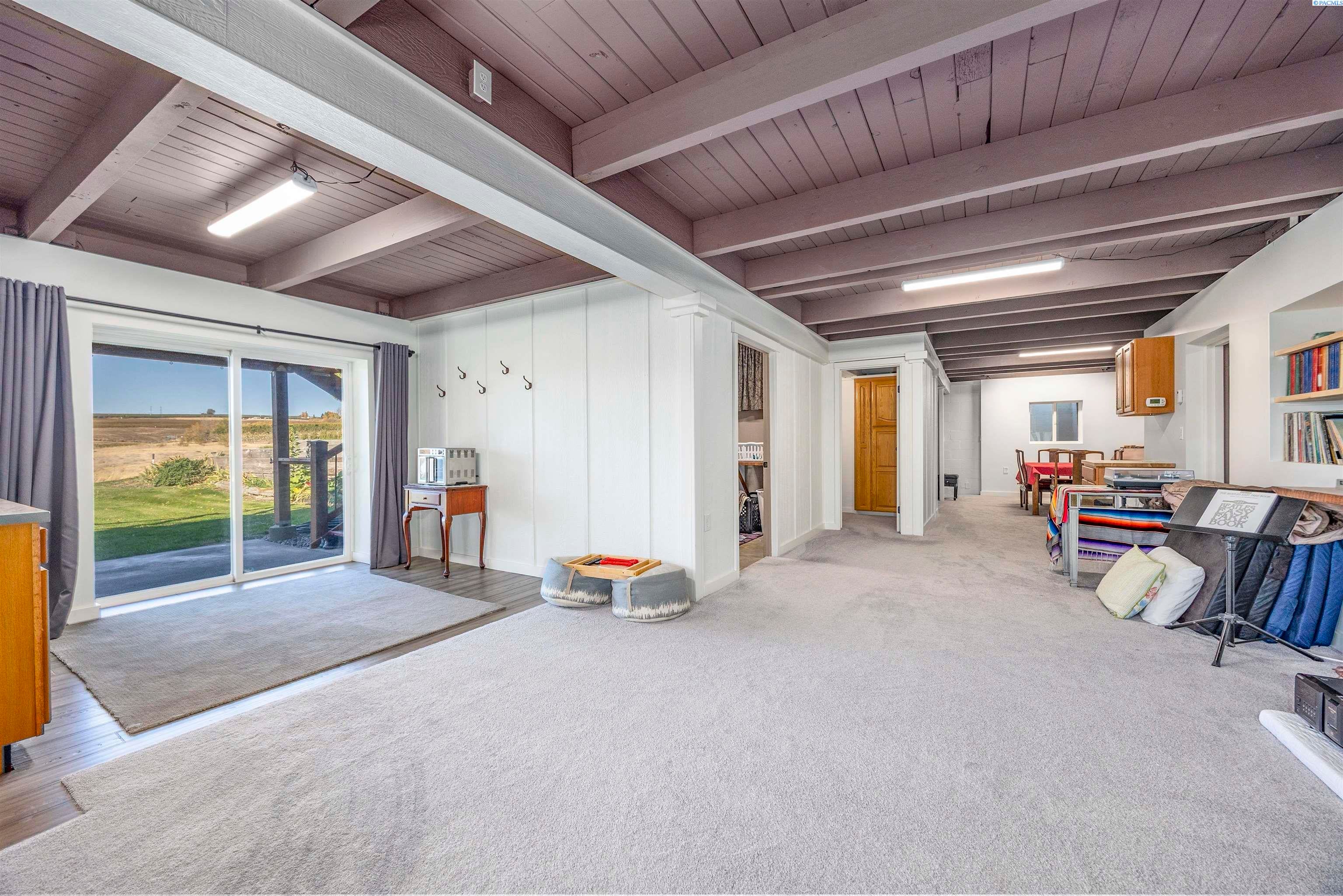 Benton City, Washington, 99320, United States, 3 Bedrooms Bedrooms, ,2 BathroomsBathrooms,Residential,For Sale,1992566