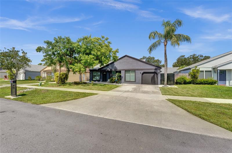 Davie, Florida, 33325, United States, 3 Bedrooms Bedrooms, ,2 BathroomsBathrooms,Residential,For Sale,1902836