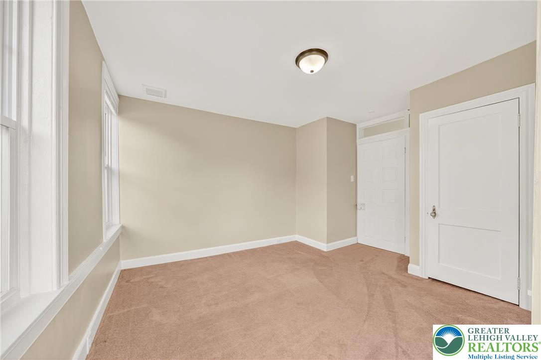 East Allen Twp, Pennsylvania, 18017, United States, 4 Bedrooms Bedrooms, ,2 BathroomsBathrooms,Residential,For Sale,1926367