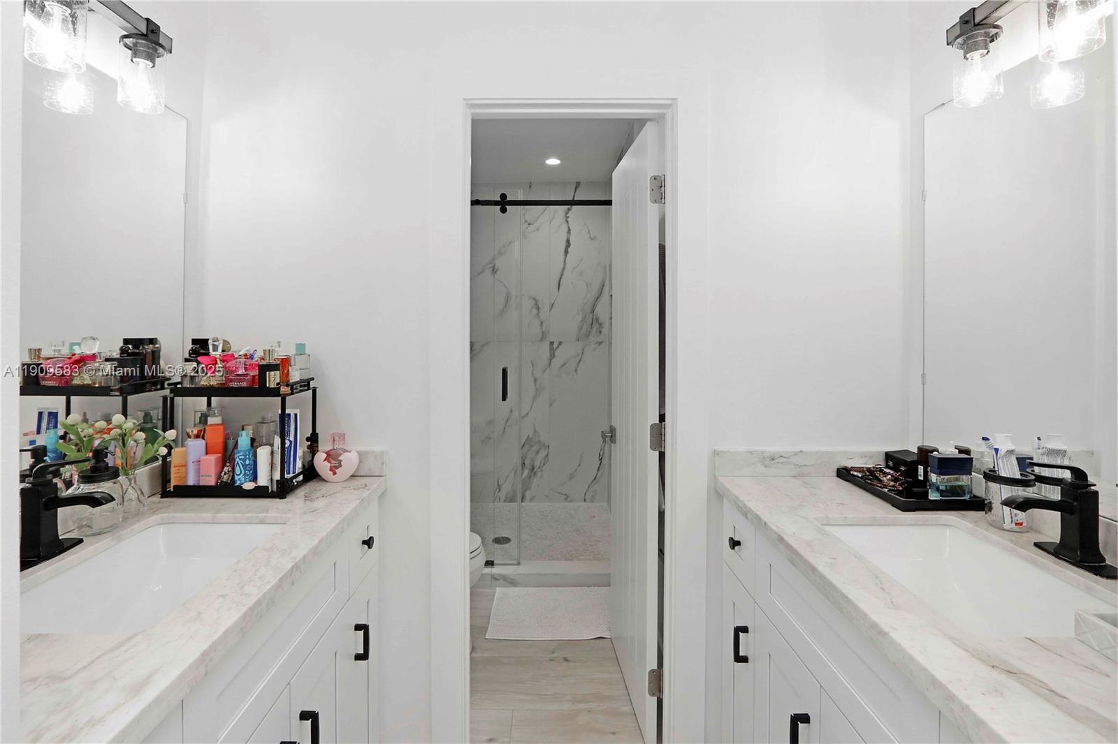 Miami, Florida, 33155, United States, 4 Bedrooms Bedrooms, ,4 BathroomsBathrooms,Residential,For Sale,1987905