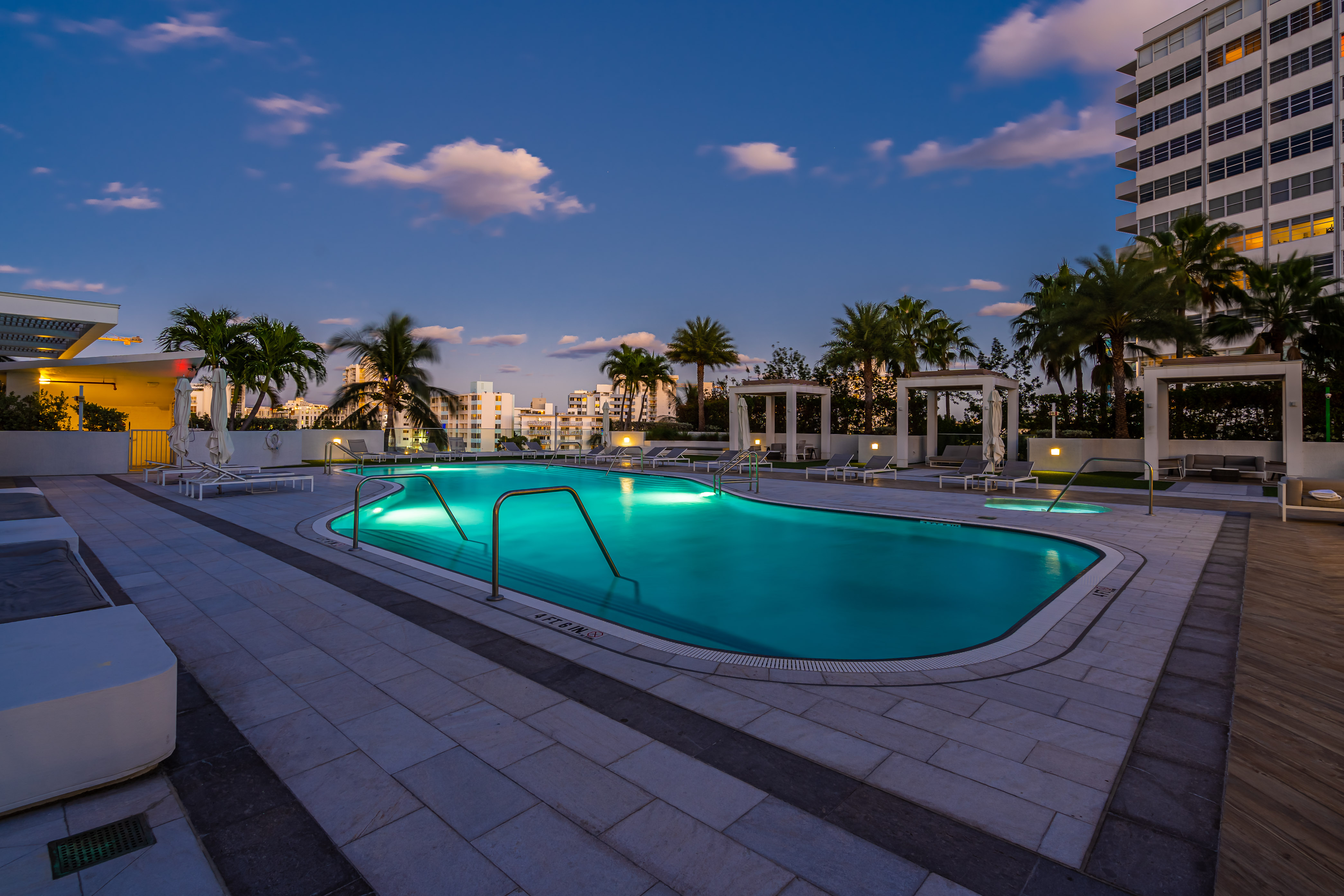  10 Venetian Way, Miami Beach, FL, 33139 - 物件實景