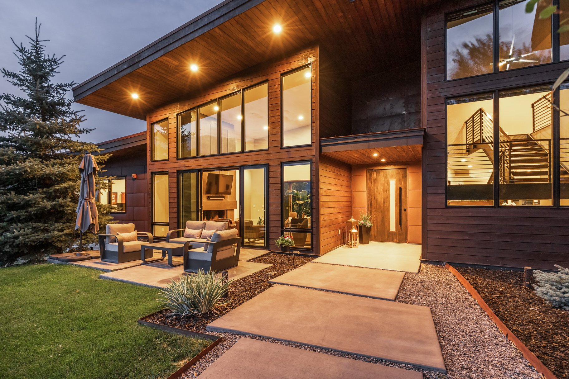  Contemporary Promontory Home with Exceptional Indoor-Outdoor Living - 物件實景