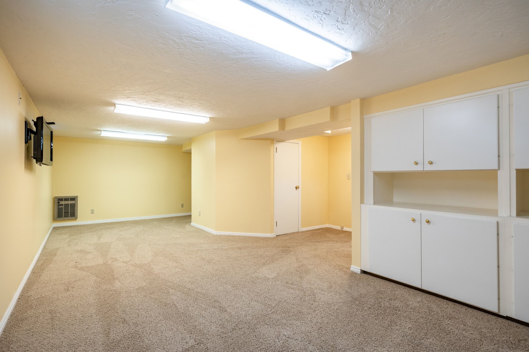  Exceptional Country Club Two-Story - 物件實景