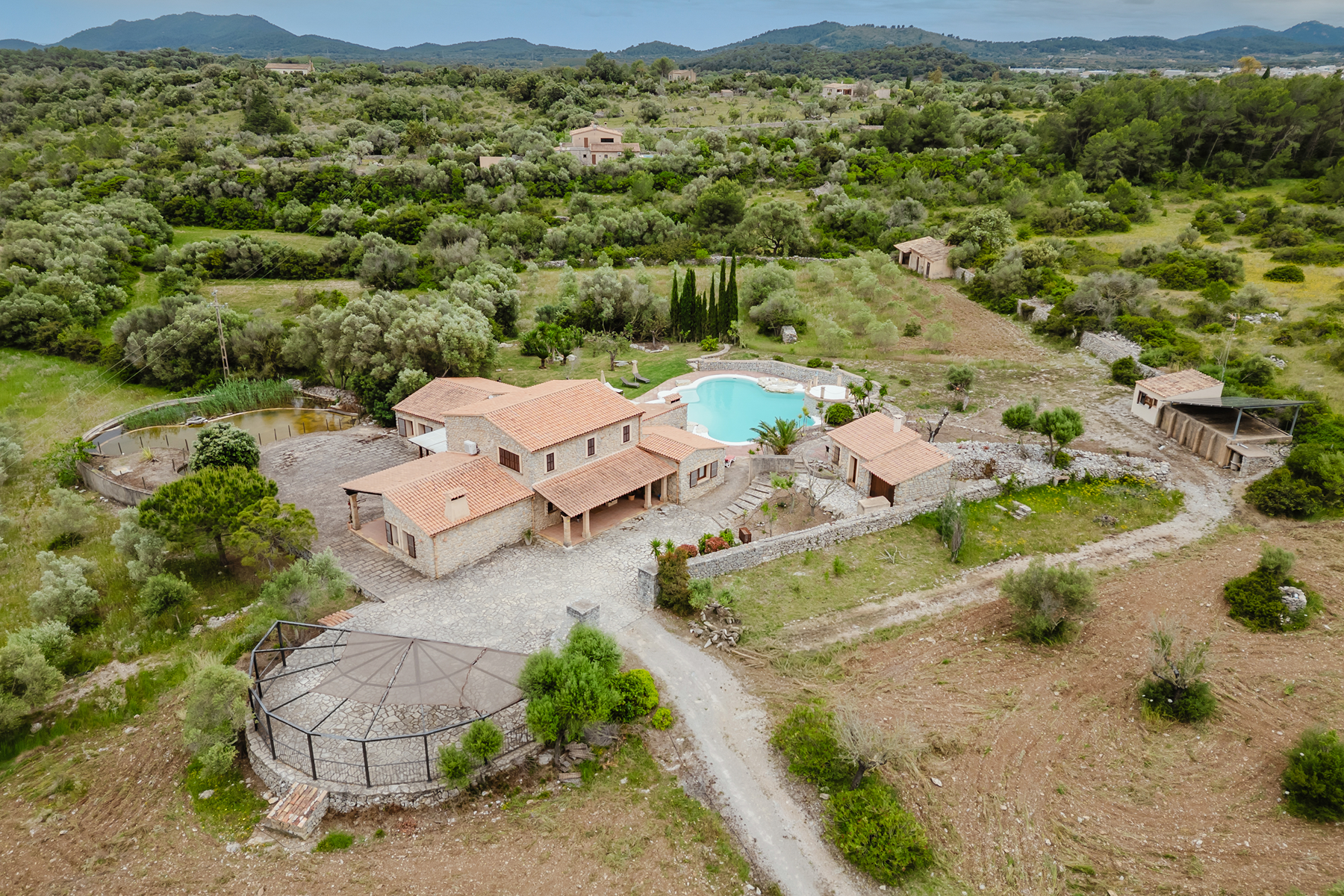  Country house with pool and holiday rental license in Artá, Mallorca - 物件實景