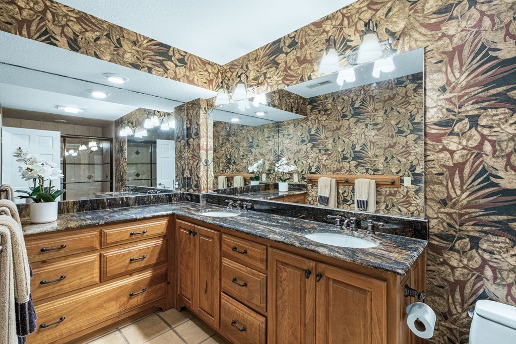 Hiawassee, Georgia, 30546, United States, 3 Bedrooms Bedrooms, ,4 BathroomsBathrooms,Residential,For Sale,1978454