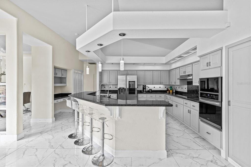 Tarpon Springs, Florida, 34689, United States, 5 Bedrooms Bedrooms, ,4 BathroomsBathrooms,Residential,For Sale,1901720
