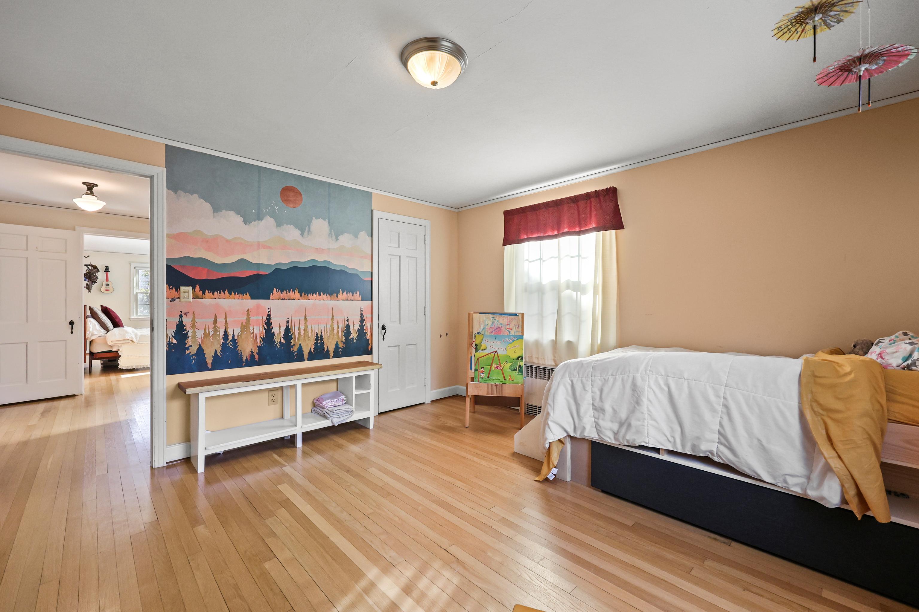 West Hartford, Connecticut, 06110, United States, 4 Bedrooms Bedrooms, ,2 BathroomsBathrooms,Residential,For Sale,1990757