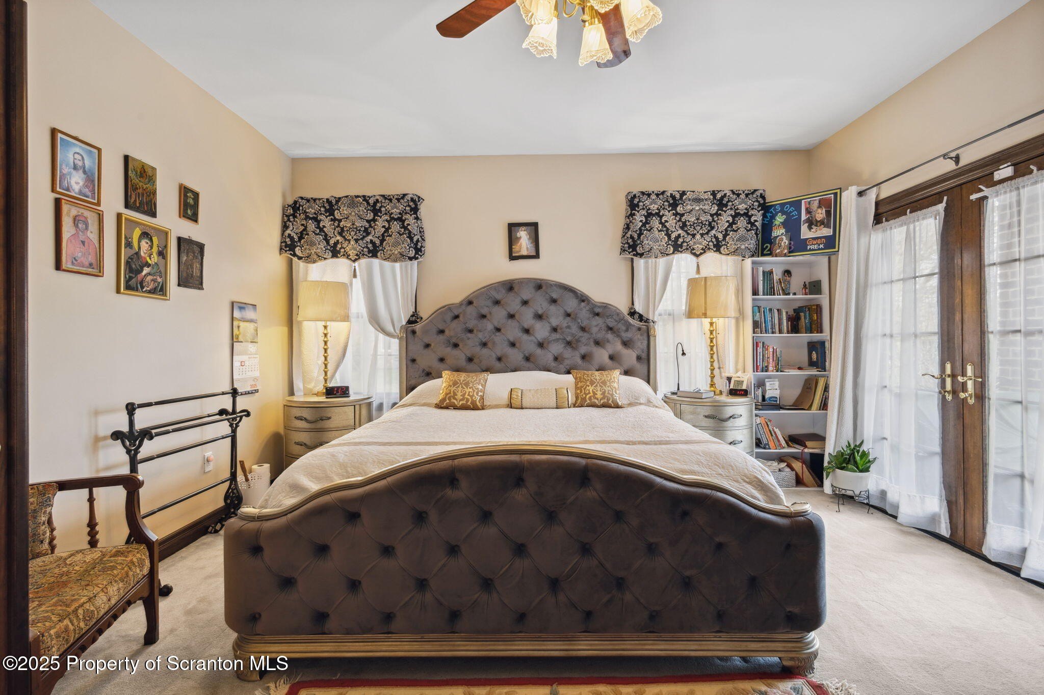 Old Forge, Pennsylvania, 18518, United States, 5 Bedrooms Bedrooms, ,5 BathroomsBathrooms,Residential,For Sale,1921311