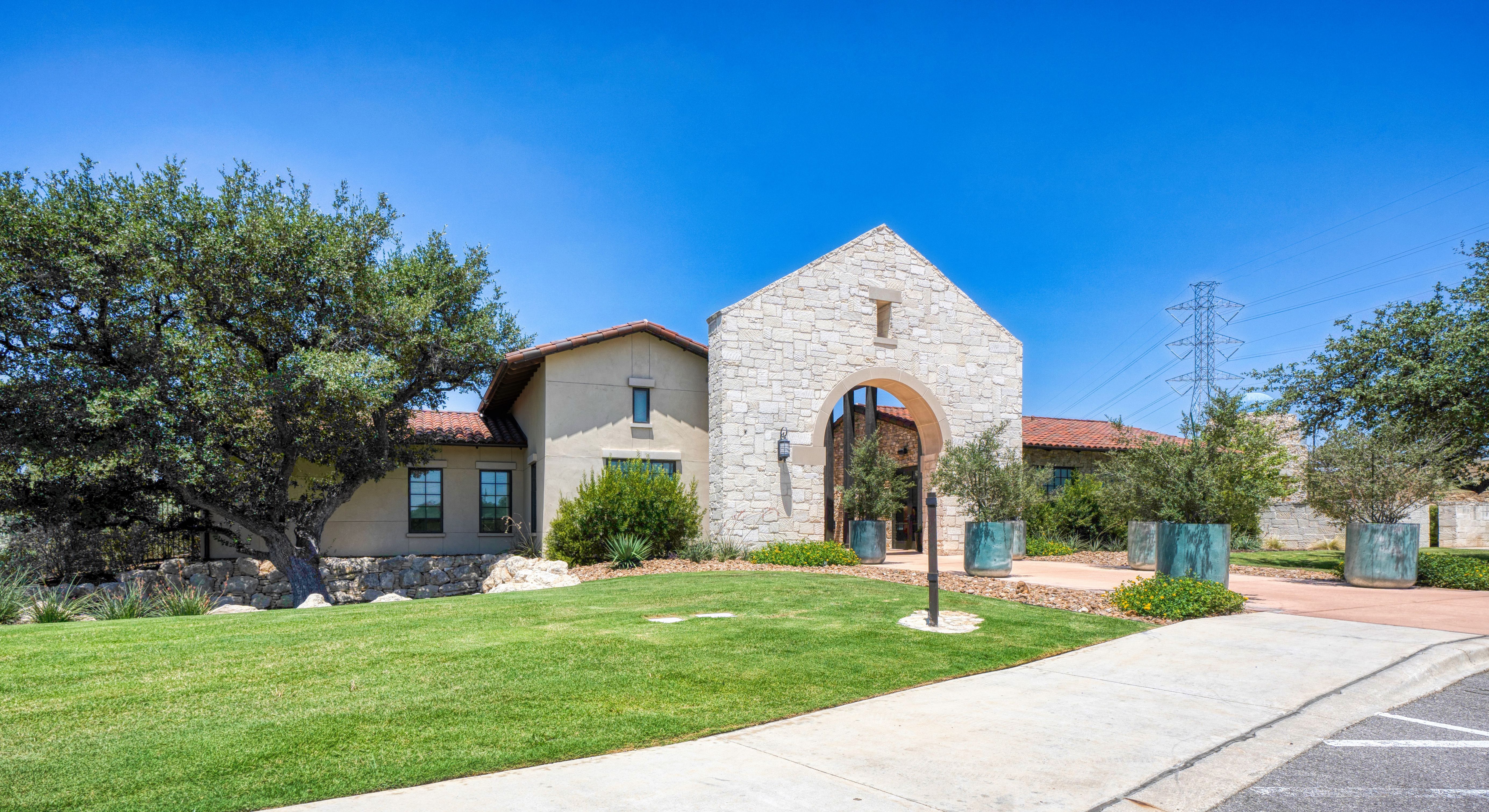  Hill County One Story, Modern Luxury Abundance of Extras - 物件實景
