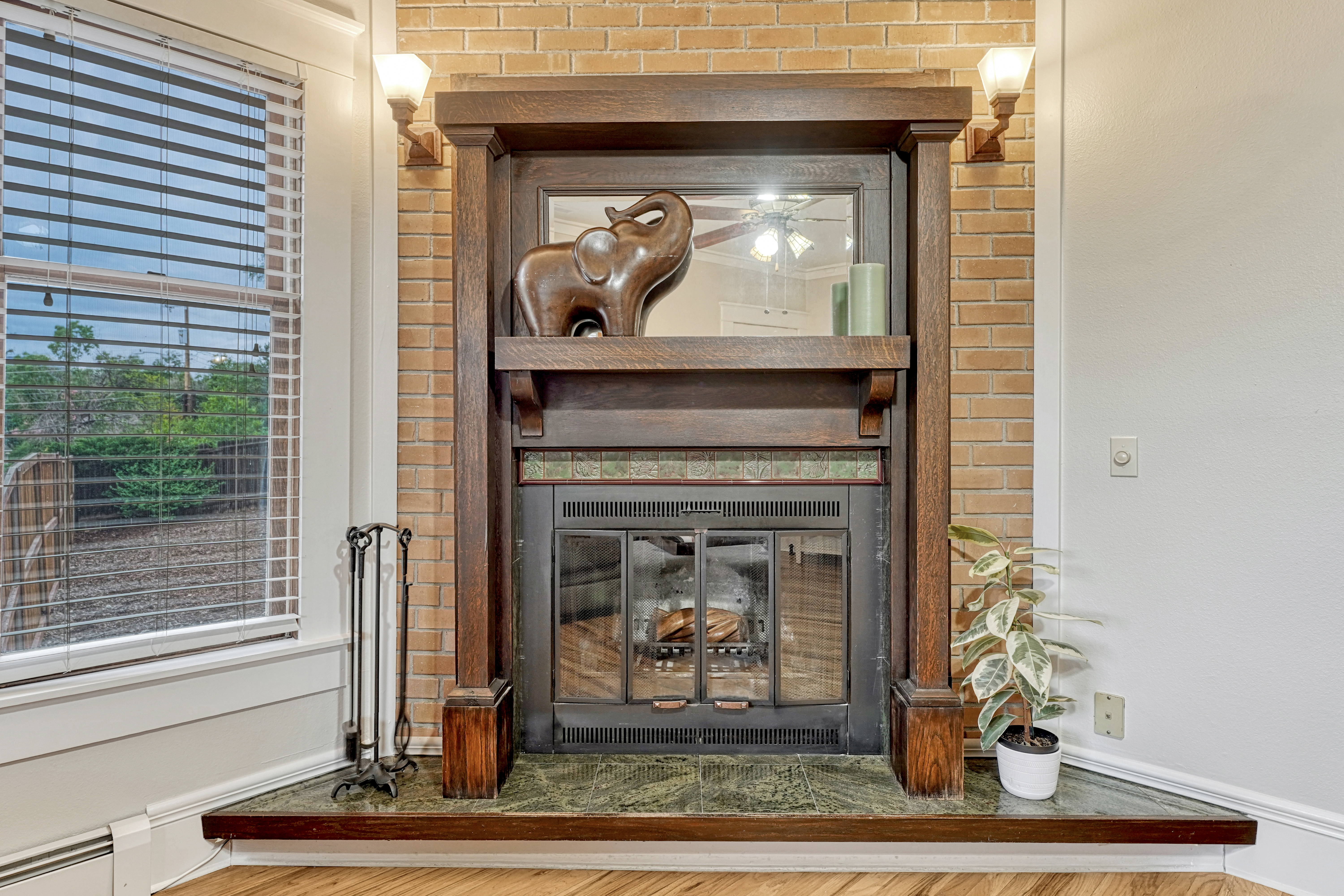  Phenomenal downtown Colorado Springs location with views of Pikes Peak - 物件實景