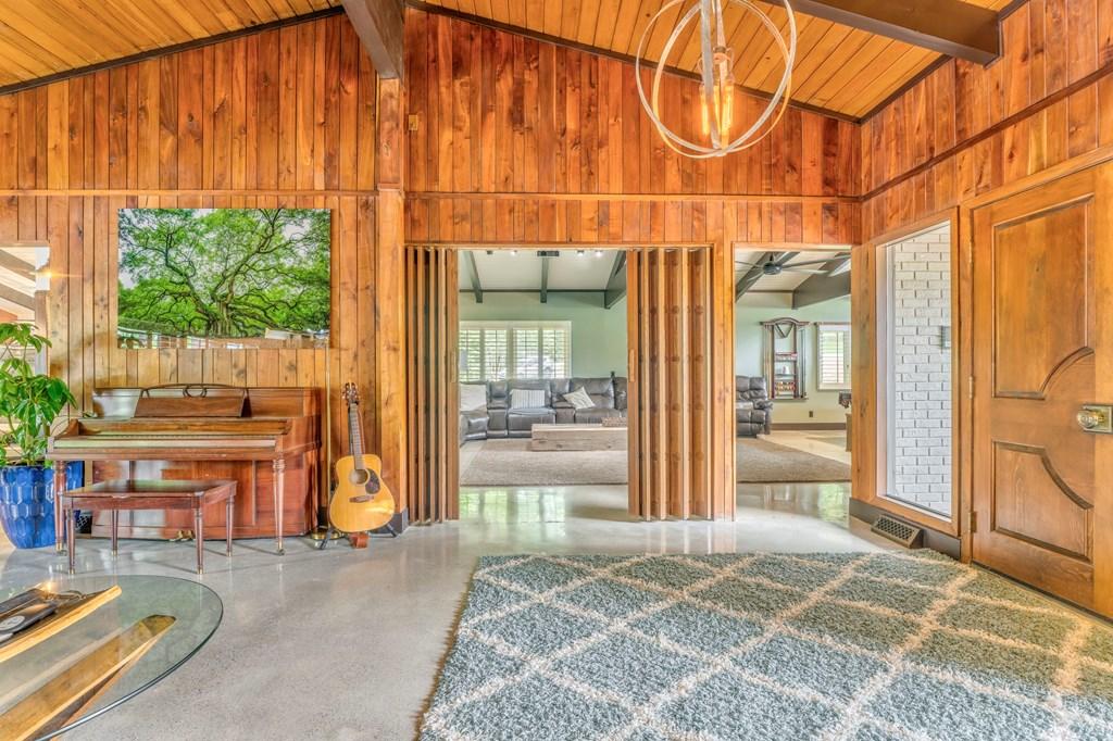 DALTON, Georgia, 30720, United States, 4 Bedrooms Bedrooms, ,5 BathroomsBathrooms,Residential,For Sale,1804321