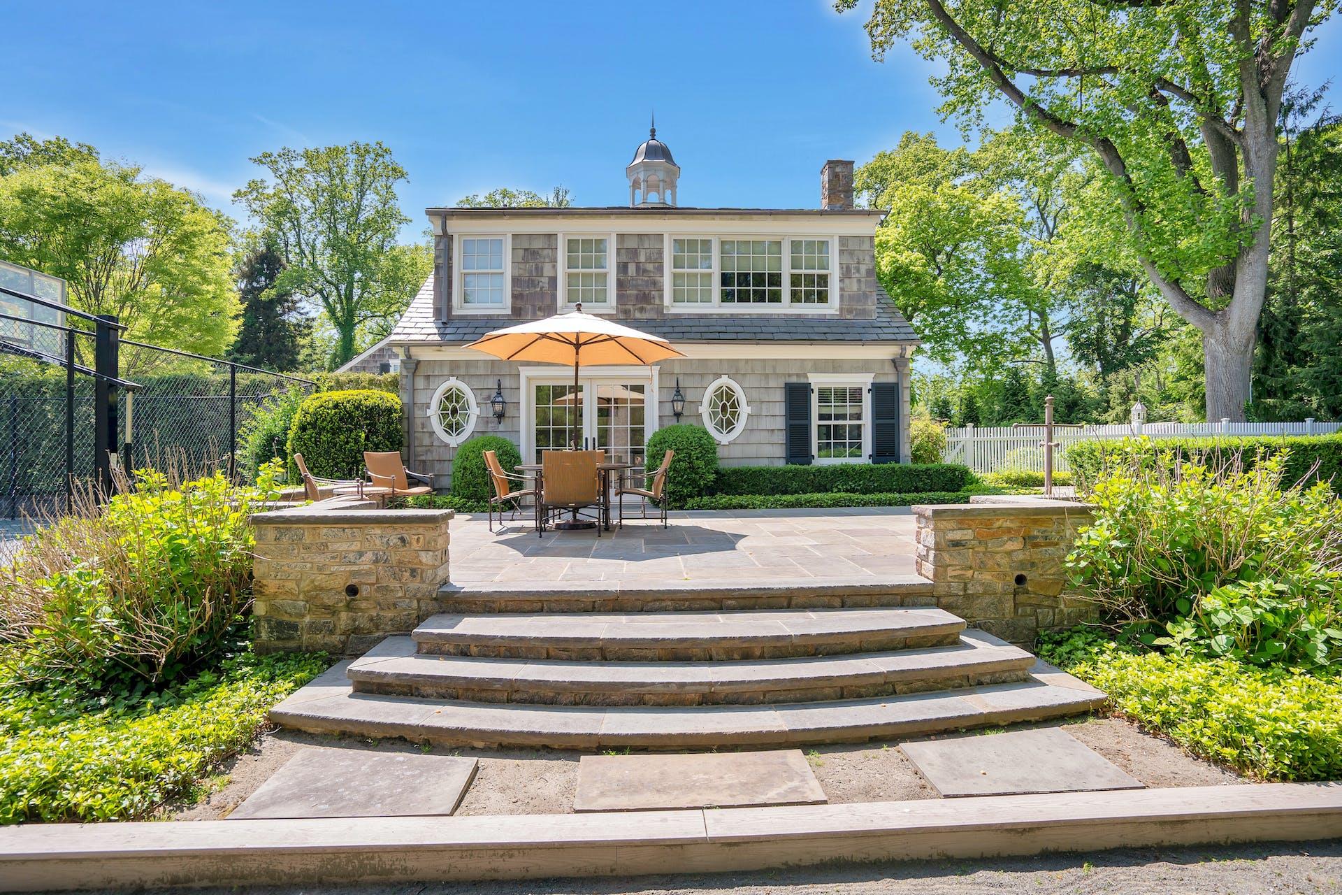 Manhasset, New York, 11030, United States, 5 Bedrooms Bedrooms, ,11 BathroomsBathrooms,Residential,For Sale,1838015