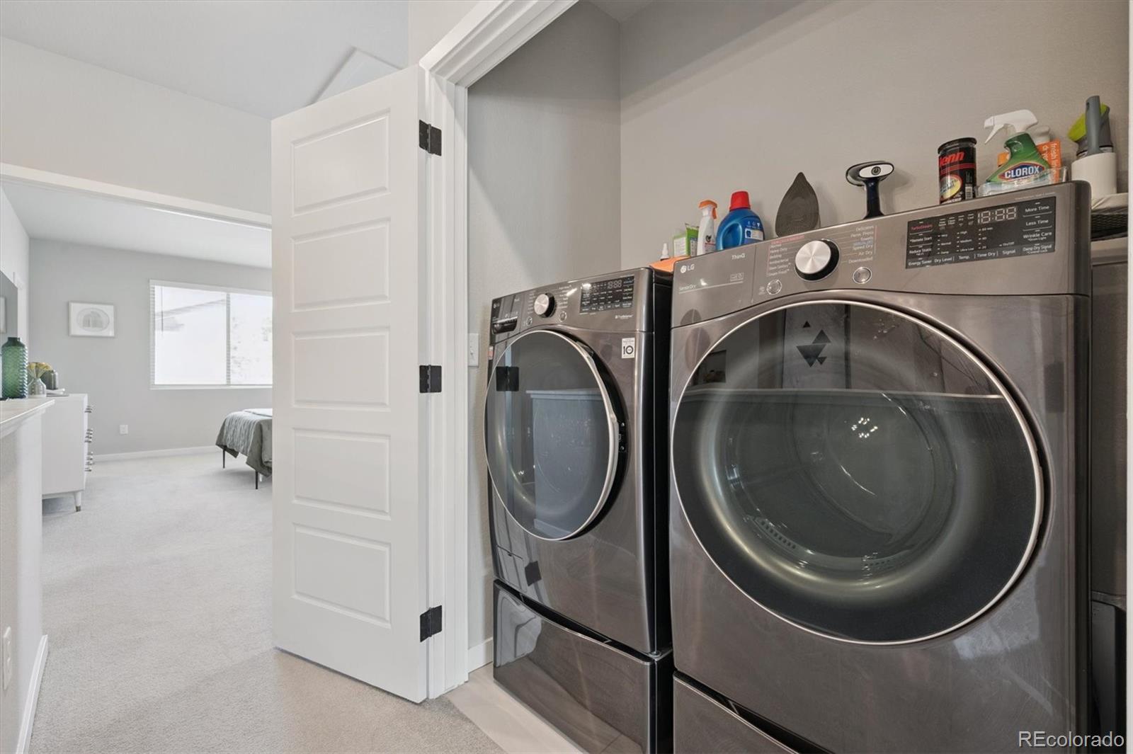 Wheat Ridge, Colorado, 80033, United States, 3 Bedrooms Bedrooms, ,3 BathroomsBathrooms,Residential,For Sale,1906825