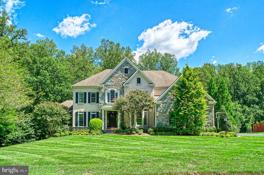 Vienna, Virginia, 22182, United States, 5 Bedrooms Bedrooms, ,6 BathroomsBathrooms,Residential,For Sale,1943879