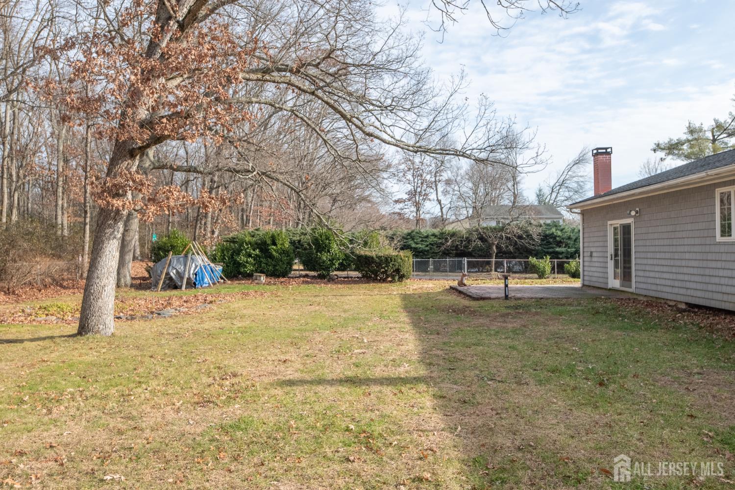 East Brunswick, New Jersey, 08816, United States, 3 Bedrooms Bedrooms, ,2 BathroomsBathrooms,Residential,For Sale,2002265