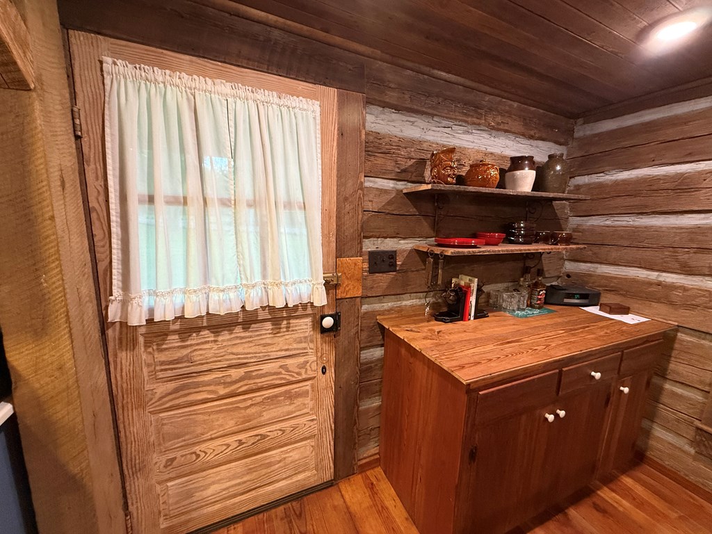 Americus, Georgia, 31719, United States, 2 Bedrooms Bedrooms, ,1 BathroomBathrooms,Residential,For Sale,1922785