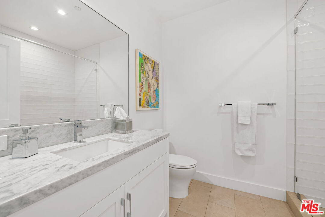Los Angeles, California, 90077, United States, 5 Bedrooms Bedrooms, ,7 BathroomsBathrooms,Residential,For Sale,1768460