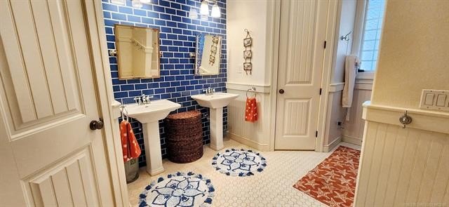 Park Hill, Oklahoma, 74451, United States, 5 Bedrooms Bedrooms, ,4 BathroomsBathrooms,Residential,For Sale,1974610