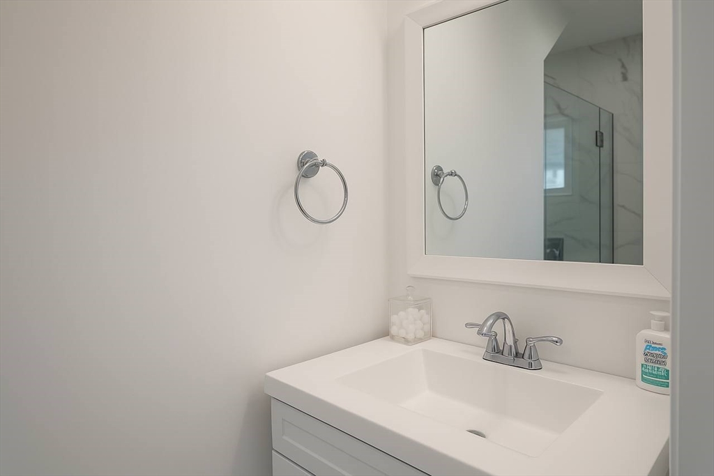 Revere, Massachusetts, 02151, United States, 5 Bedrooms Bedrooms, ,3 BathroomsBathrooms,Residential,For Sale,1931242