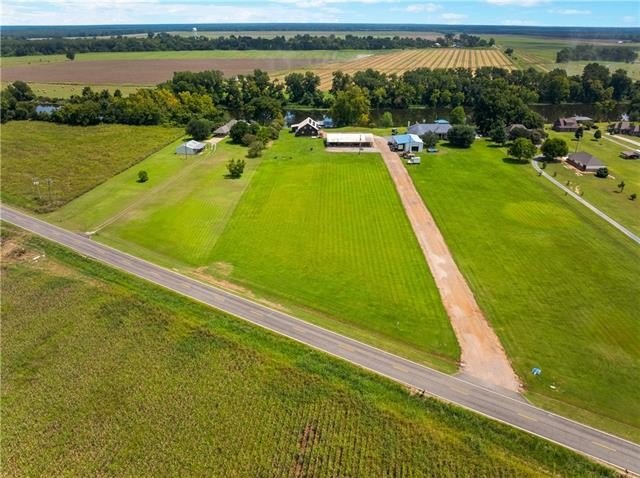 Natchez, Louisiana, 71456, United States, 4 Bedrooms Bedrooms, ,3 BathroomsBathrooms,Residential,For Sale,1975499