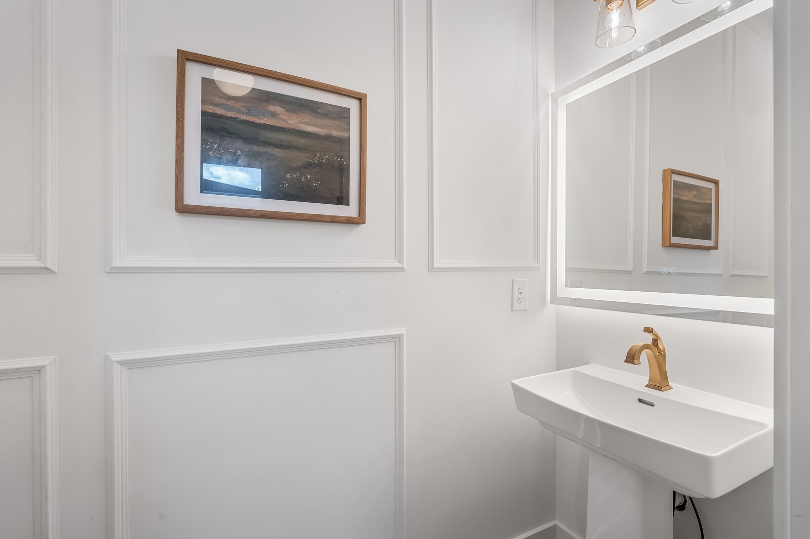 Nashville, Tennessee, 37206, United States, 4 Bedrooms Bedrooms, ,7 BathroomsBathrooms,Residential,For Sale,1989518