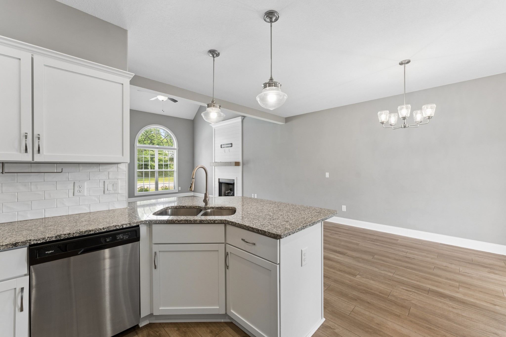  1013 Harrison Way, Clarksville, TN, 37042 - 物件實景