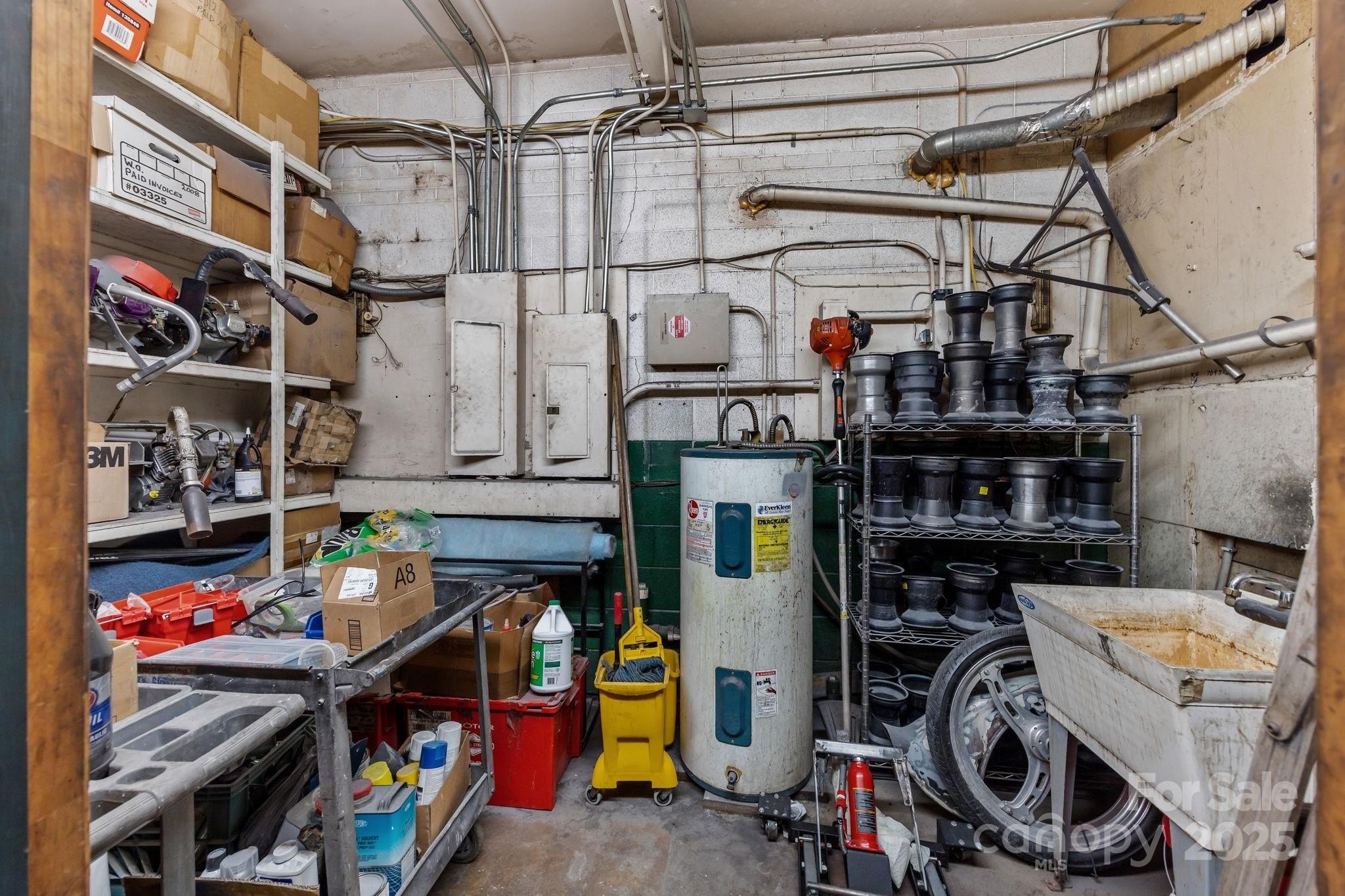 Statesville, North Carolina, 28677, United States, ,Residential,For Sale,2005927