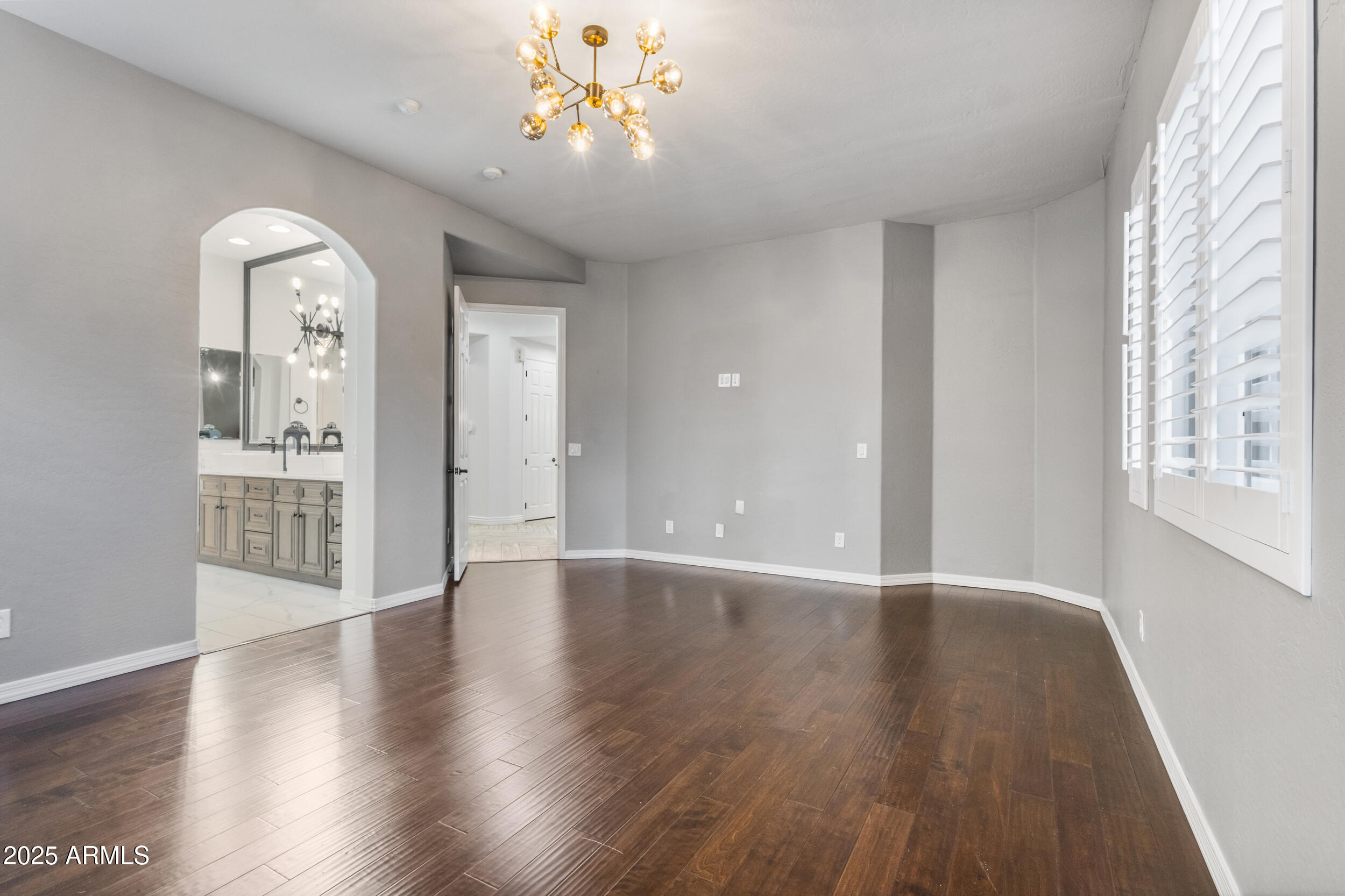 Phoenix, Arizona, 85050, United States, 5 Bedrooms Bedrooms, ,Residential,For Sale,1949706