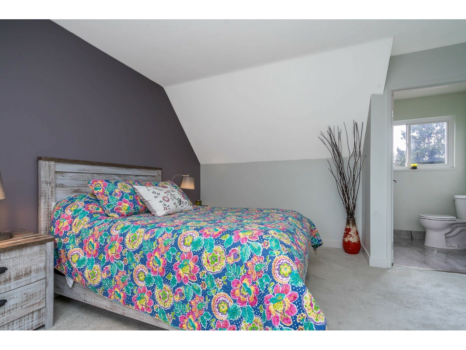 SURREY, British Columbia, V4A 5N3, CA, 3 Bedrooms Bedrooms, ,2 BathroomsBathrooms,Residential,For Sale,1838799