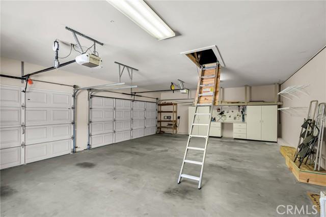 Canyon Lake, California, 92587, United States, 3 Bedrooms Bedrooms, ,2 BathroomsBathrooms,Residential,For Sale,1989277