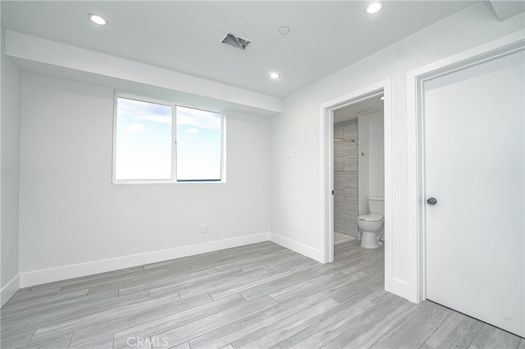 GARDENA, California, 90247, United States, ,Residential,For Sale,1810571