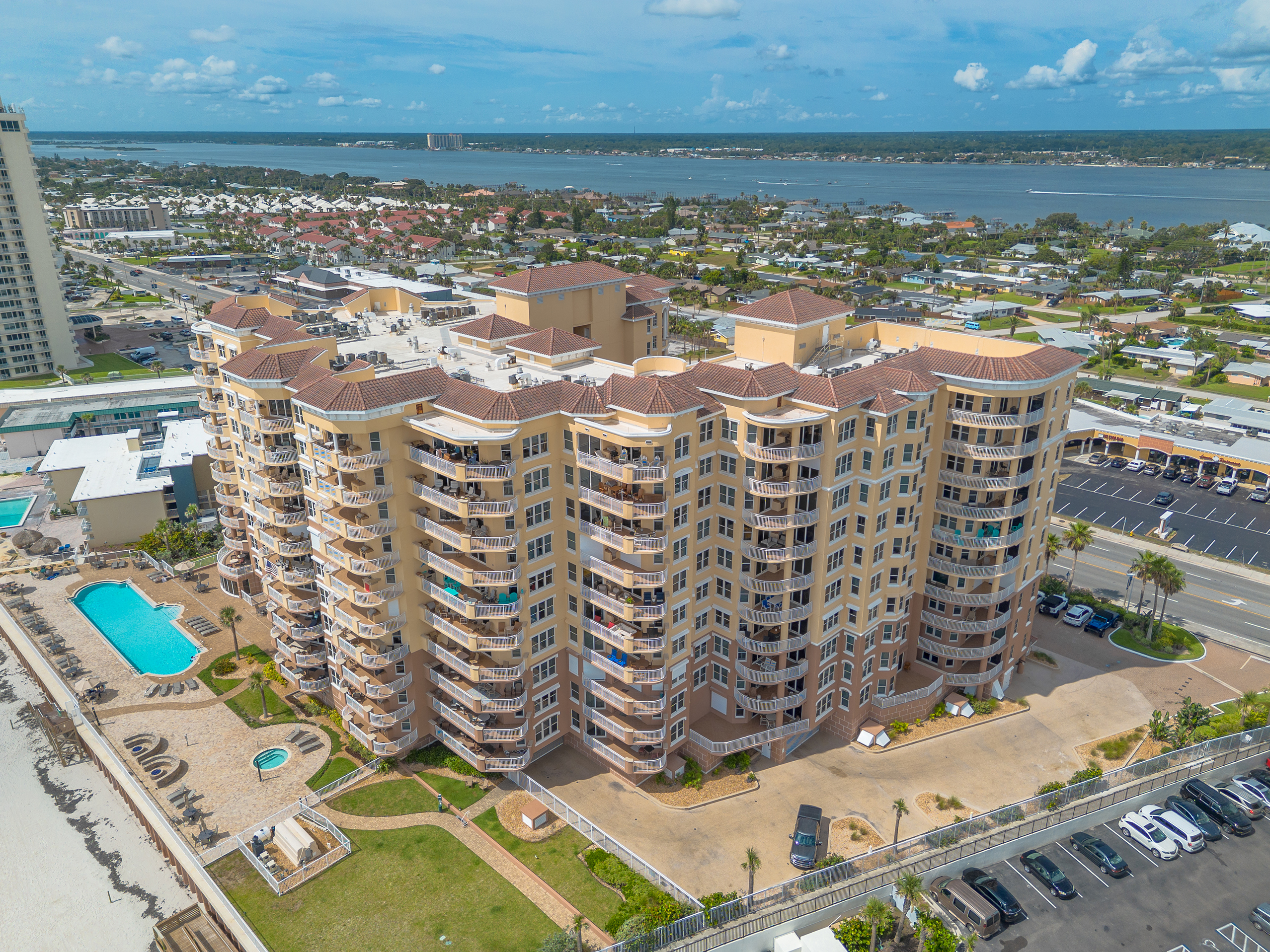 Daytona Beach, Florida, 32118, United States, 3 Bedrooms Bedrooms, ,3 BathroomsBathrooms,Residential,For Sale,1887964
