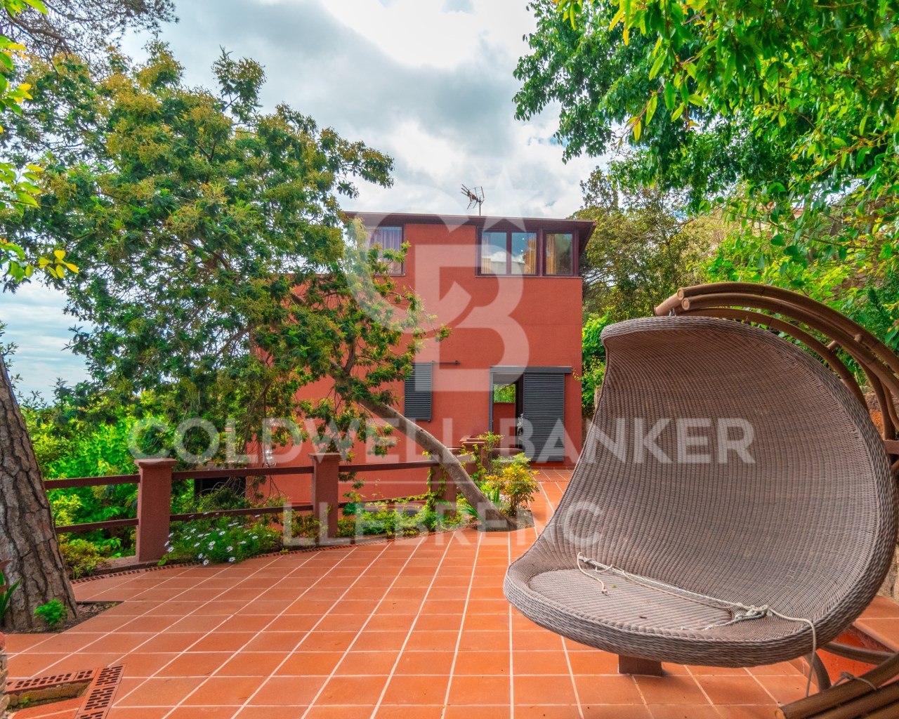 Barcelona, Catalonia, ES, 4 Bedrooms Bedrooms, ,3 BathroomsBathrooms,Residential,For Sale,1827300