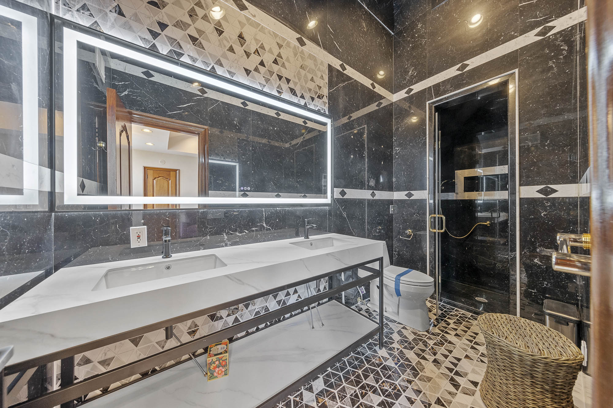  142 Hoover Drive, Cresskill, NJ, 07626 - 物件實景