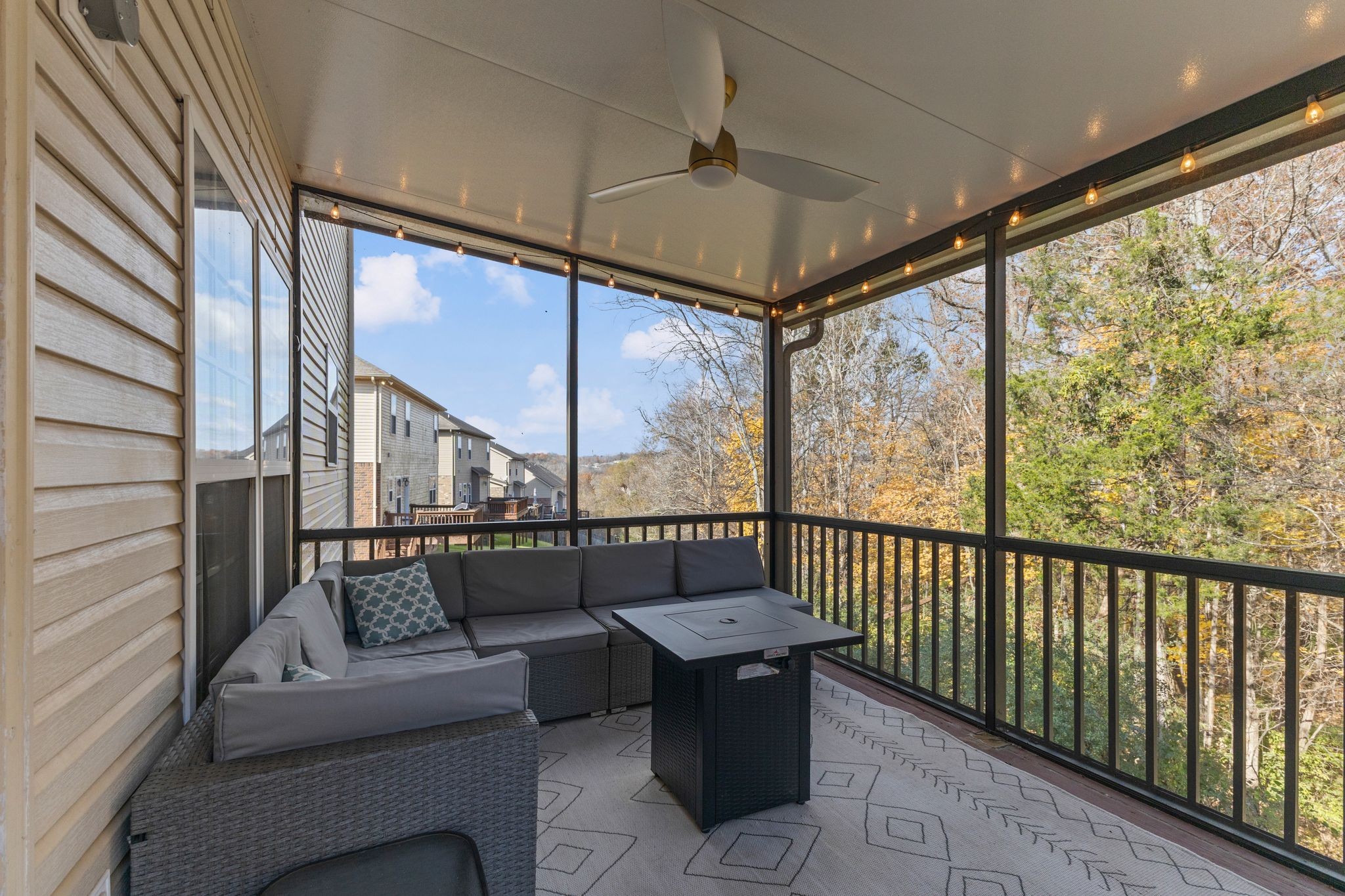 Antioch, Tennessee, 37013, United States, 3 Bedrooms Bedrooms, ,3 BathroomsBathrooms,Residential,For Sale,1994607