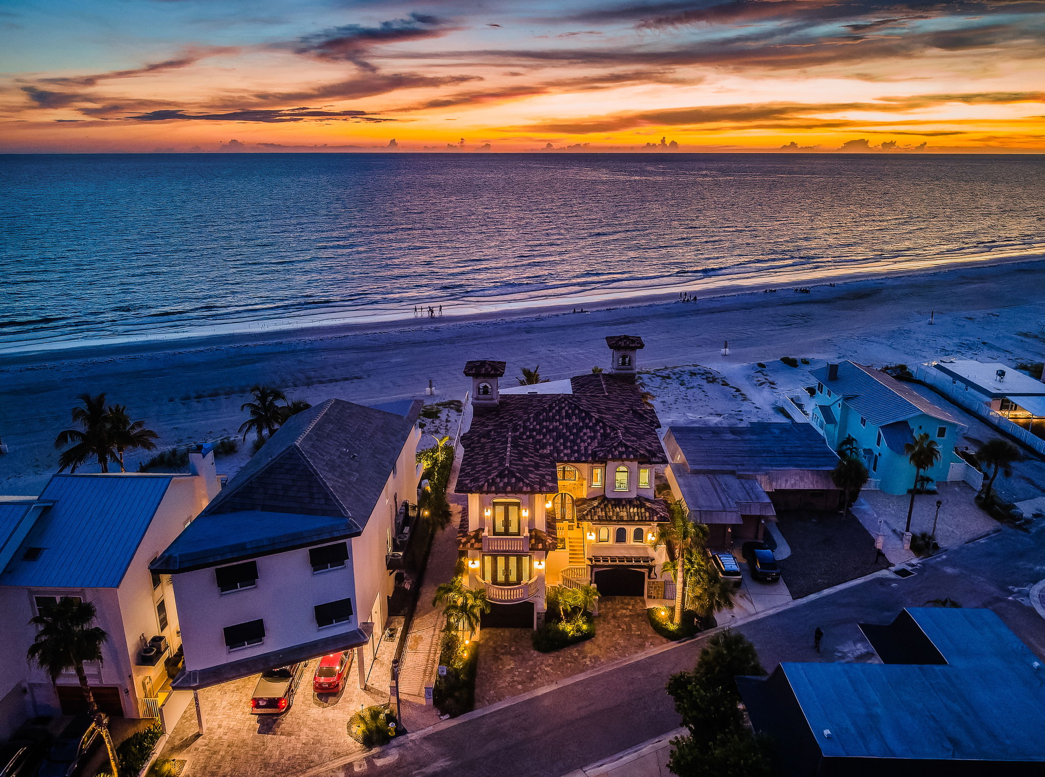 Redington Shores, Florida, 33708, United States, 5 Bedrooms Bedrooms, ,6 BathroomsBathrooms,Residential,For Sale,1921894