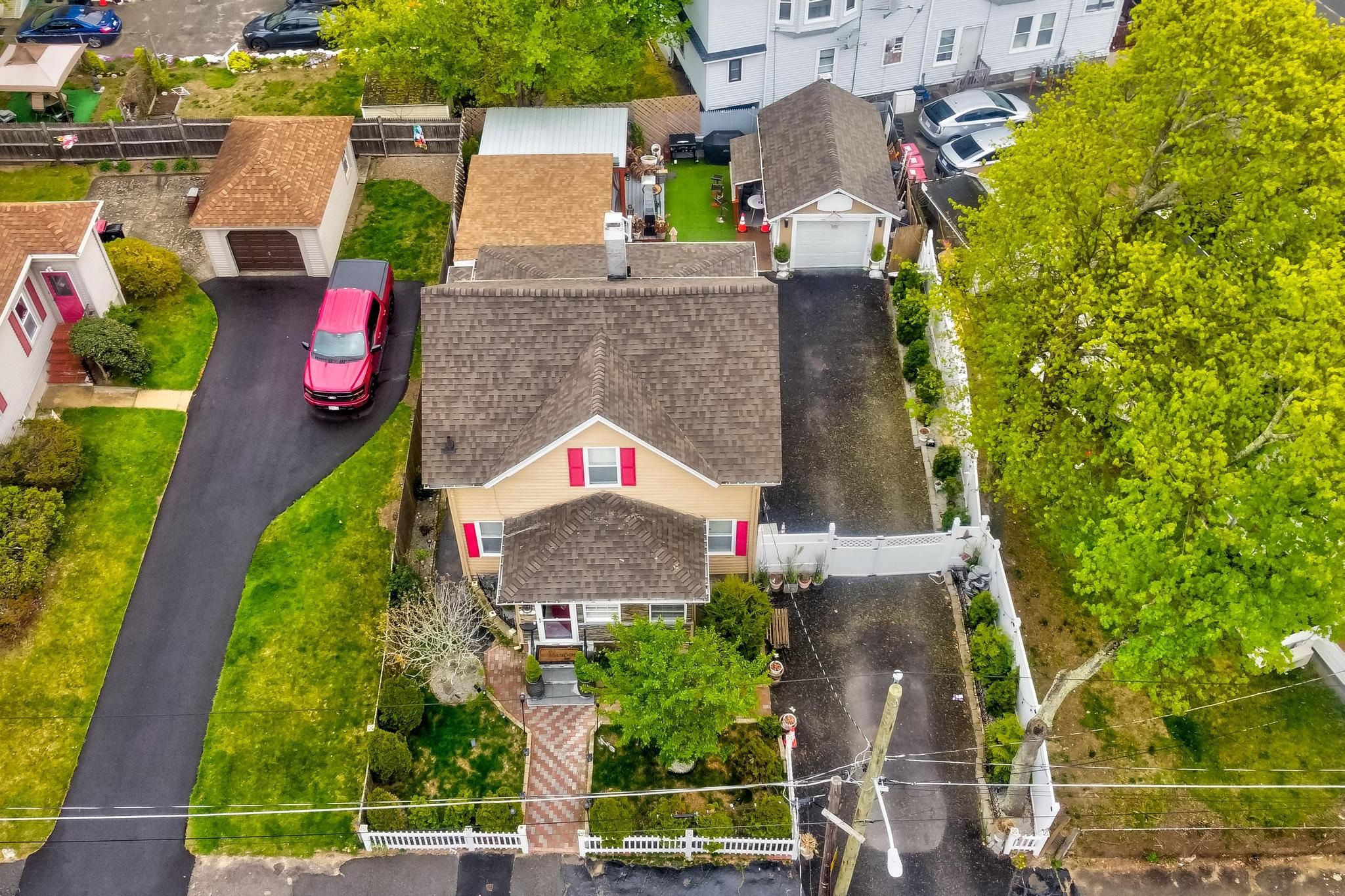  102 Thurber Avenue, Brockton, MA, 02301 - 物件實景
