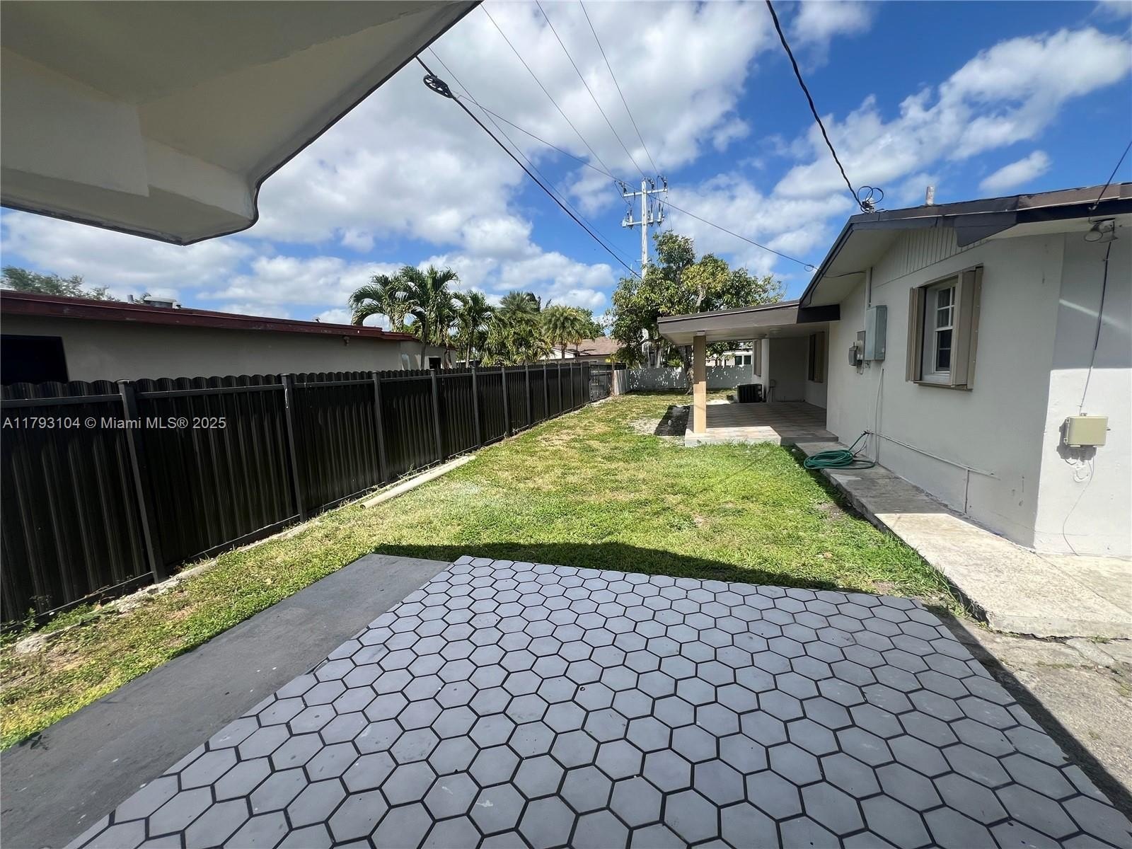Miami, Florida, 33165, United States, 4 Bedrooms Bedrooms, ,2 BathroomsBathrooms,Residential,For Sale,1936864
