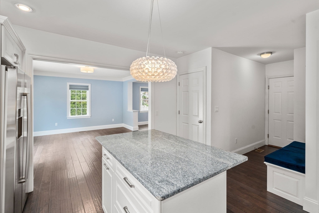 Natick, Massachusetts, 01760, United States, 3 Bedrooms Bedrooms, ,3 BathroomsBathrooms,Residential,For Sale,1941867