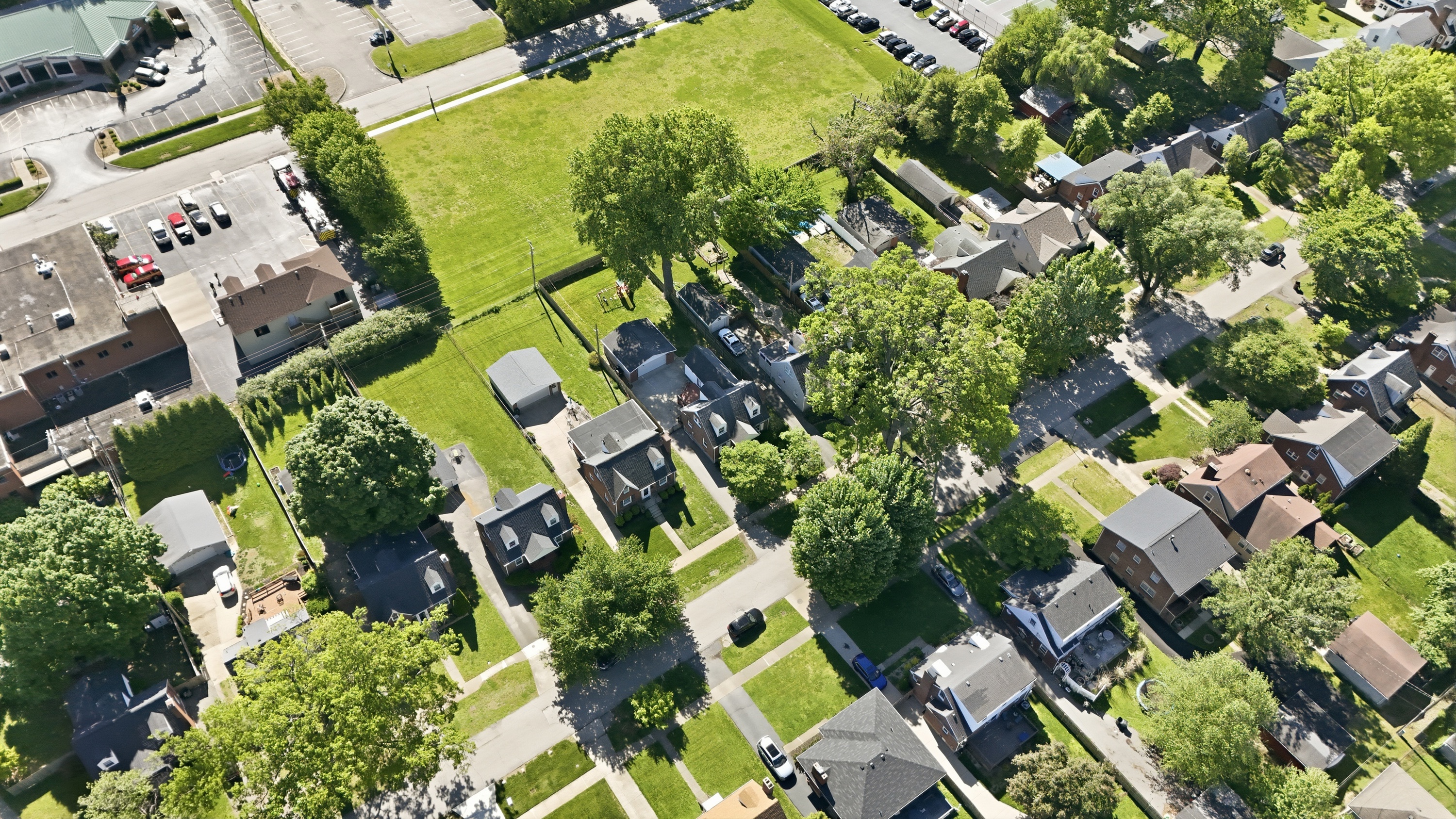  225 Brown Avenue, Louisville, KY 40207 - 物件實景