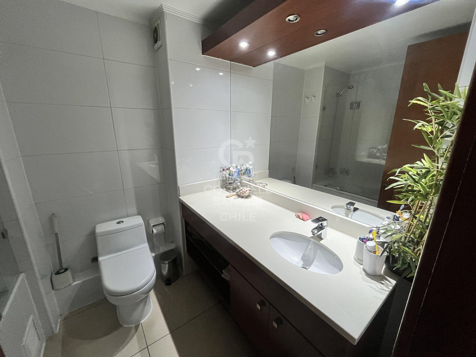 Las Condes, Chile, 2 Bedrooms Bedrooms, ,2 BathroomsBathrooms,Residential,For Sale,1955734