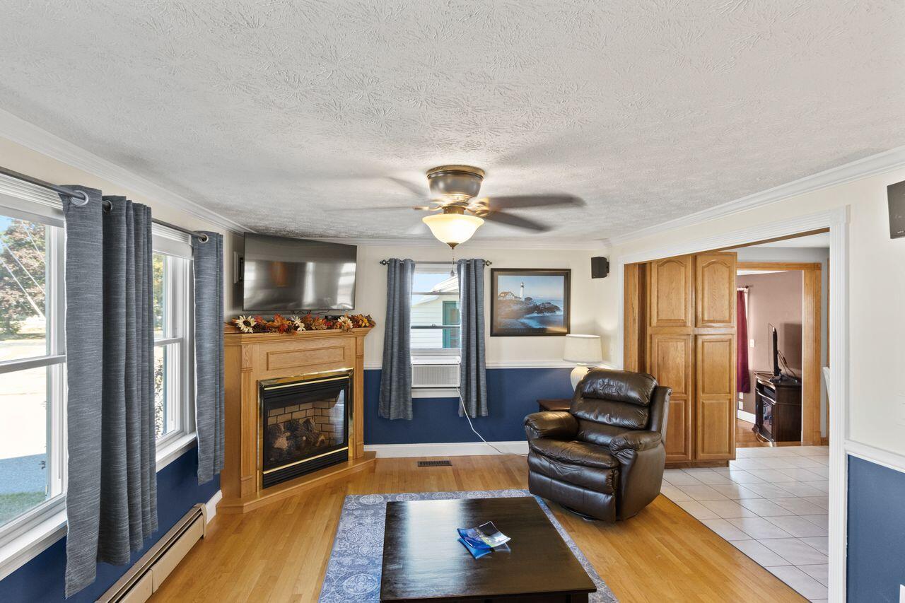 Biddeford, Maine, 04005, United States, 4 Bedrooms Bedrooms, ,2 BathroomsBathrooms,Residential,For Sale,1941002