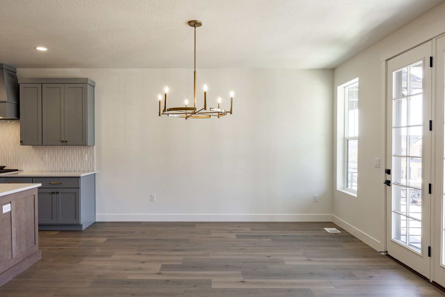  New Construction  Nightly Rental Approved  Prime Location - 物件實景