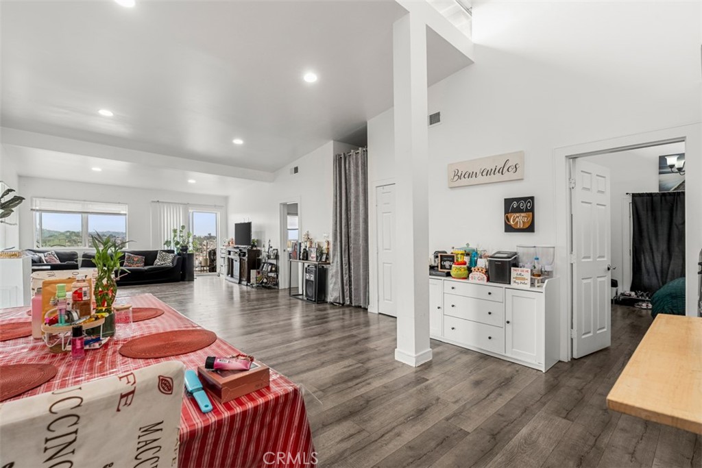 Los Angeles, California, 90063, United States, ,Residential,For Sale,1723335