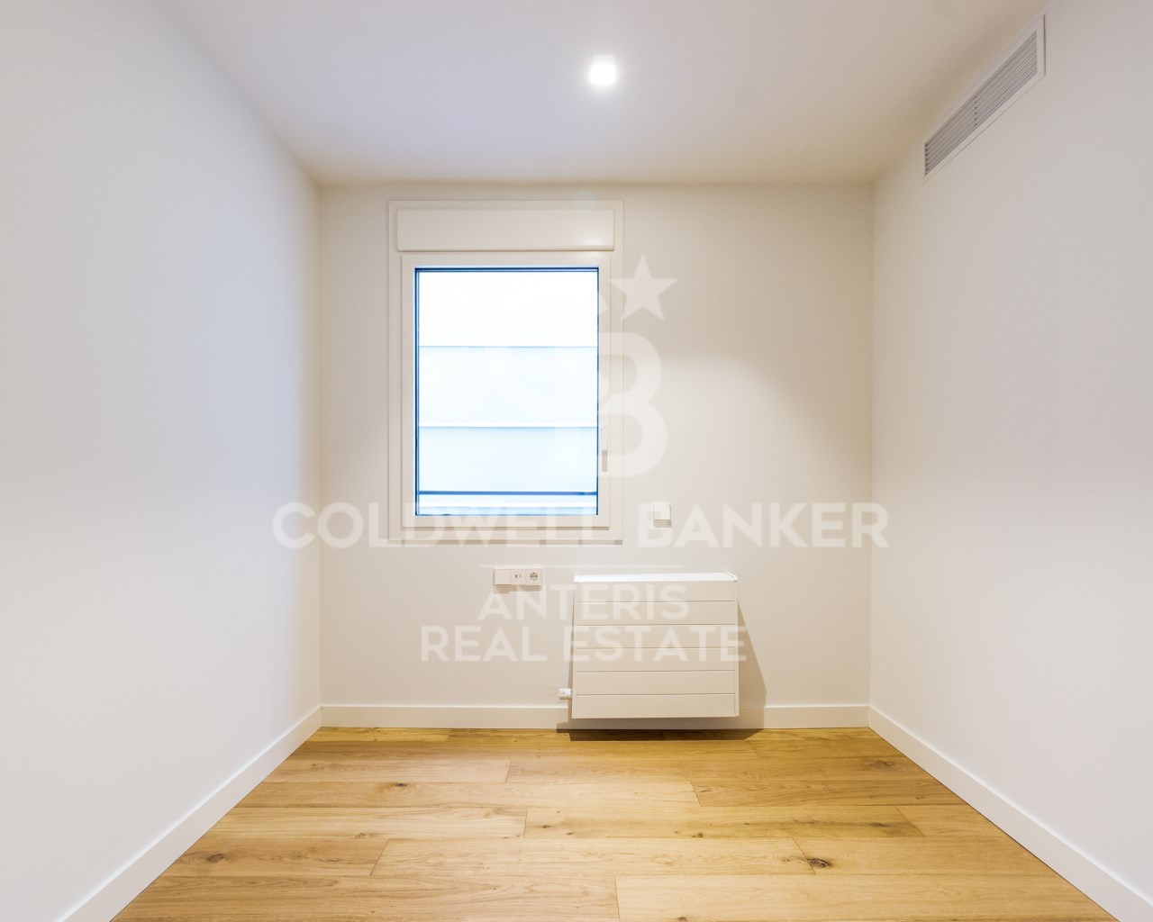 Barcelona, Barcelona, Eixample, L'Antiga Esquerra, Barcelona, Catalonia, ES, 3 Bedrooms Bedrooms, ,2 BathroomsBathrooms,Residential,For Sale,Barcelona, Barcelona, Eixample, L'Antiga Esquerra,1614858