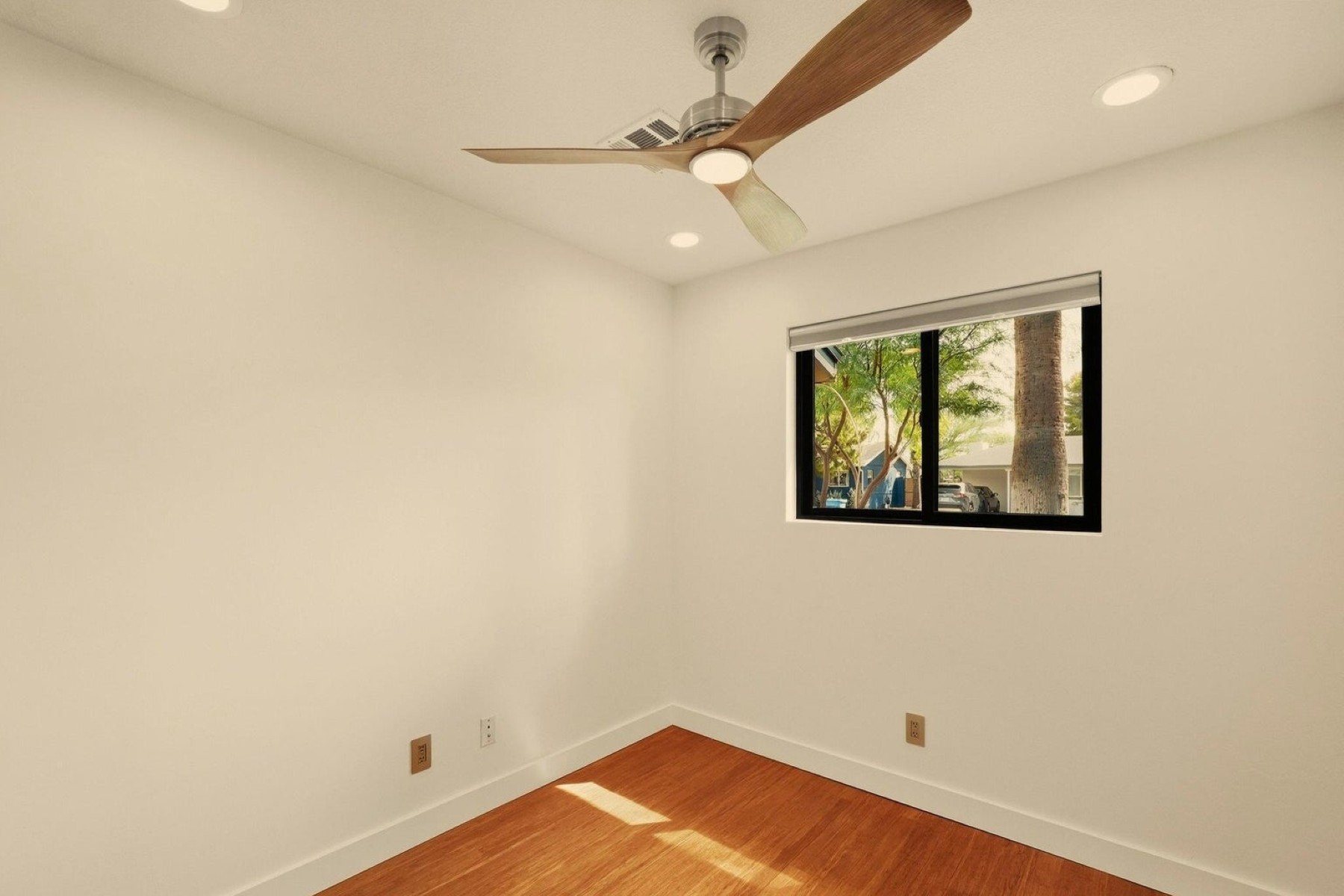  2208 E Turney Avenue ¦Phoenix, AZ - 物件實景